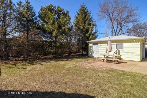 498 W Green Dr, Wheeling, IL 60090 photo 10