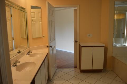 231 E Theodore Ln, Itasca, IL 60143 photo 8