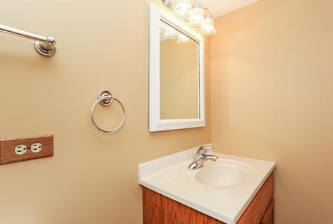 930 Cordova Ct, Wheaton, IL 60189 photo 14