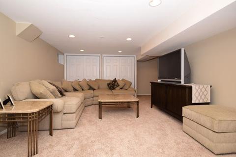845 S Mitchell Ave, Elmhurst, IL 60126 photo 15