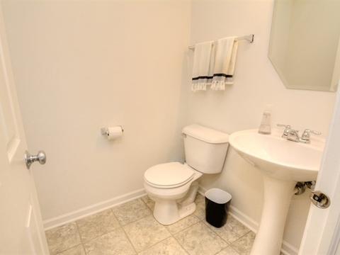 4032 Pompton Ct, Elgin, IL 60124 photo 7
