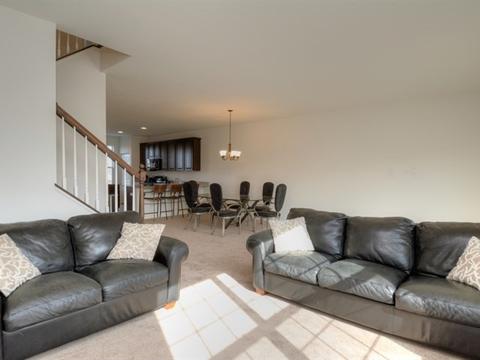 4032 Pompton Ct, Elgin, IL 60124 photo 9
