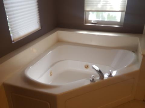 108 Oakton St, Mchenry, IL 60050 photo 25