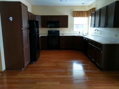 108 Oakton St, Mchenry, IL 60050 photo 3