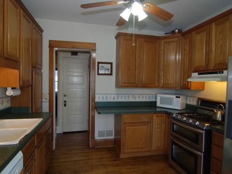 425 Addison Rd, Riverside, IL 60546 photo 8