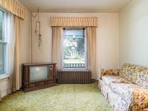2007 E State St, Rockford, IL 61104 photo 6