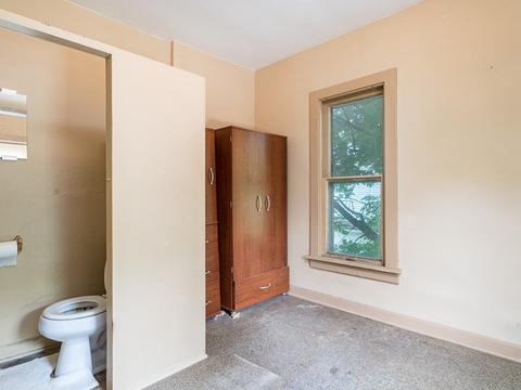 2007 E State St, Rockford, IL 61104 photo 14