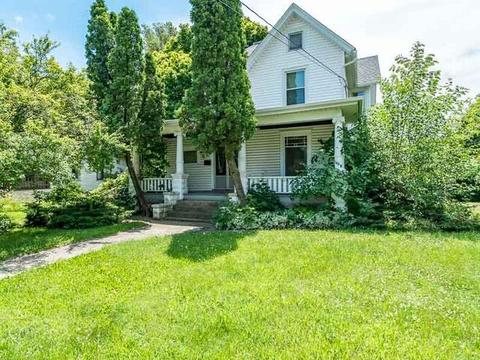 2007 E State St, Rockford, IL 61104 photo 1