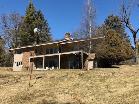 210 Blackhawk Trl, Algonquin, IL 60102 photo 1
