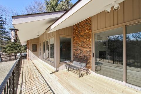 210 Blackhawk Trl, Algonquin, IL 60102 photo 20