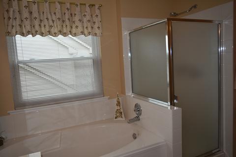 5227 Galloway Dr, Hoffman Estates, IL 60192 photo 17