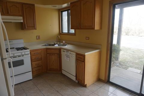 410 Echo Ln #2, Aurora, IL 60504 photo 7