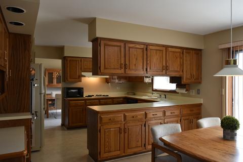 1529 Laburnum Rd, Hoffman Estates, IL 60192 photo 9