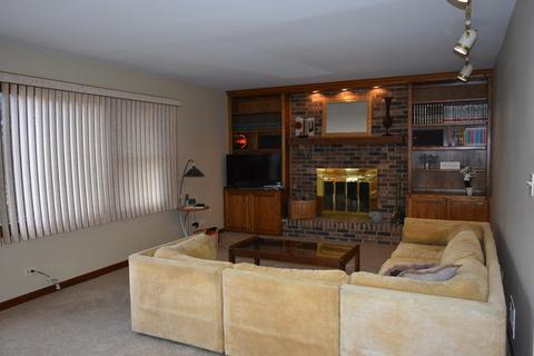 1529 Laburnum Rd, Hoffman Estates, IL 60192 photo 17