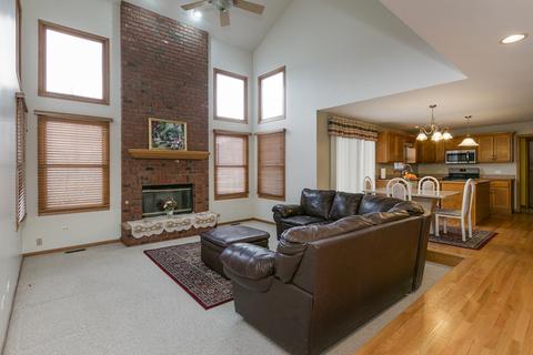 13429 Blackstone Ln, Plainfield, IL 60585 photo 8