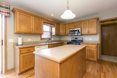 13429 Blackstone Ln, Plainfield, IL 60585 photo 12