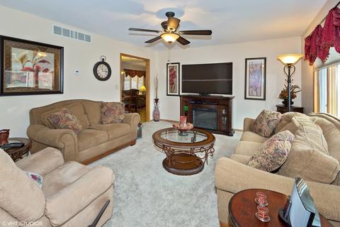 2123 Eldorado Dr, Crest Hill, IL 60403 photo 2