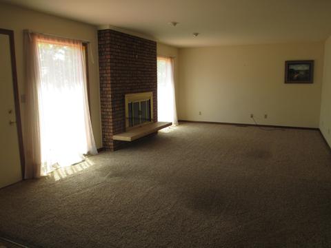 296 N 25th Rd, Peru, IL 61354 photo 3