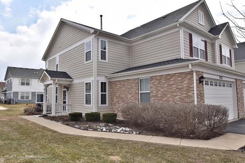 427 Acushnet St, Elgin, IL 60124 photo 2