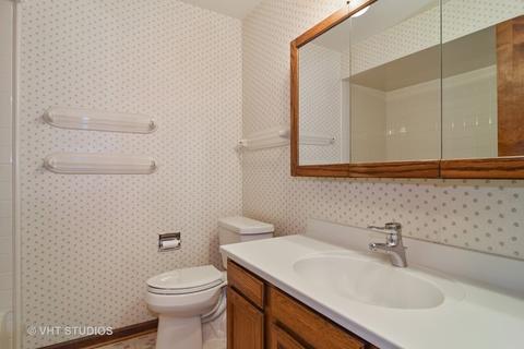 604 N Elm St, Itasca, IL 60143 photo 7
