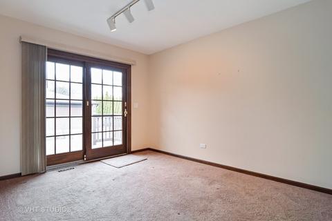 604 N Elm St, Itasca, IL 60143 photo 4