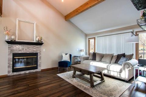 7961 Windspoint Rd, Roscoe, IL 61073 photo 5