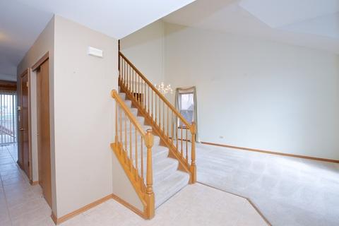 2113 Winding Lakes Dr, Plainfield, IL 60586 photo 2