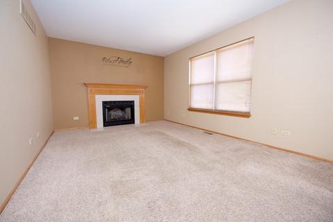 2113 Winding Lakes Dr, Plainfield, IL 60586 photo 5