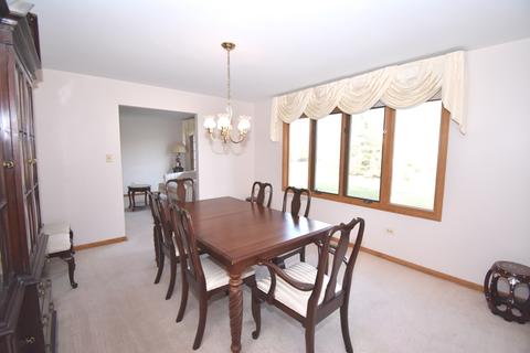 416 Ridgemoor Dr, Willowbrook, IL 60527 photo 7