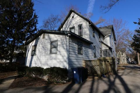 421 La Fox River Dr, Algonquin, IL 60102 photo 9