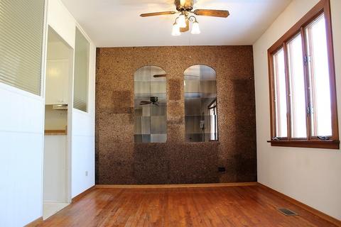 425 Apache Ln, Hoffman Estates, IL 60169 photo 13