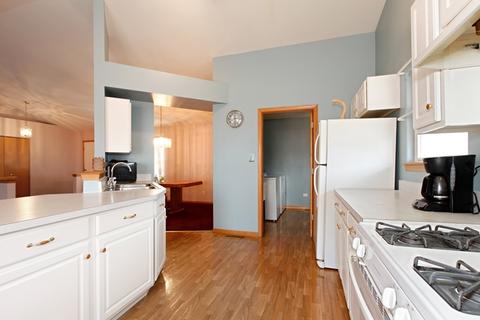 2305 Owl Dr, Plainfield, IL 60586 photo 3