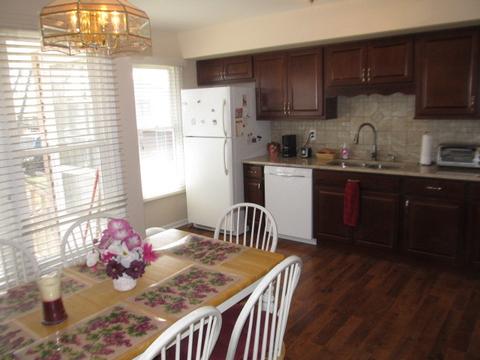 1389 Meyer Rd, Hoffman Estates, IL 60169 photo 9