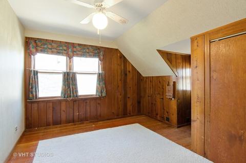 558 Miller Dr, Elgin, IL 60123 photo 10