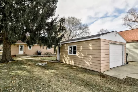 120 S Lawrence St, Cherry Valley, IL 61016 photo 18