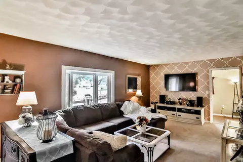 120 S Lawrence St, Cherry Valley, IL 61016 photo 6