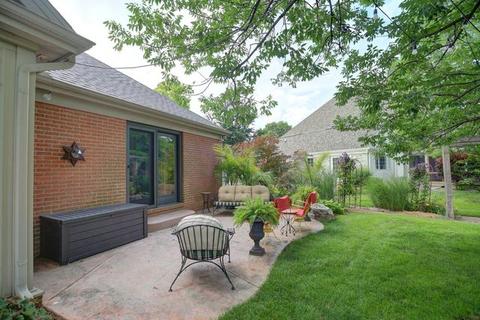 2017 Bentbrook Dr, Champaign, IL 61822 photo 7