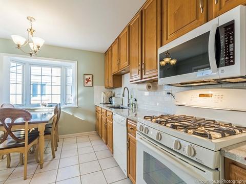550 Pinehurst Dr, Des Plaines, IL 60016 photo 11