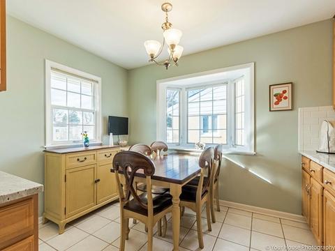 550 Pinehurst Dr, Des Plaines, IL 60016 photo 9