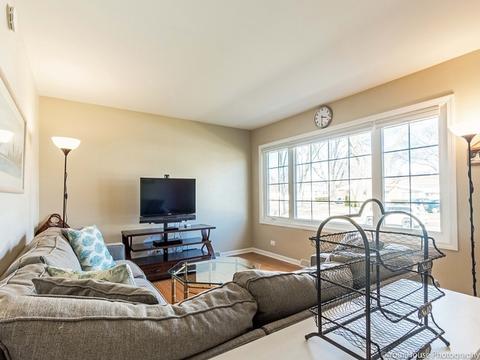 550 Pinehurst Dr, Des Plaines, IL 60016 photo 8