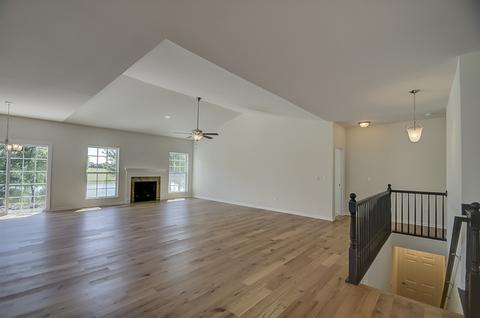 922 Bailey Rd, Sycamore, IL 60178 photo 8