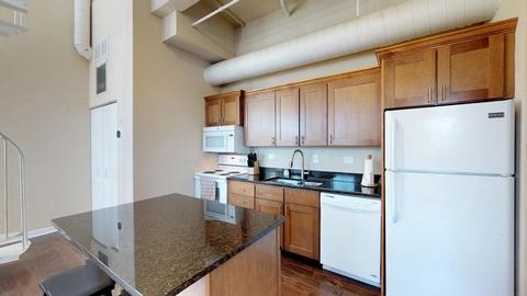 220 E Downer Pl #413, Aurora, IL 60505 photo 6