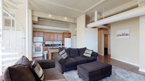 220 E Downer Pl #413, Aurora, IL 60505 photo 4