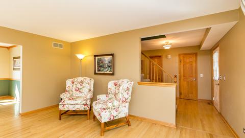 850 Deerpath Ln, Hoffman Estates, IL 60169 photo 11