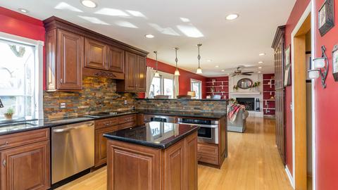 850 Deerpath Ln, Hoffman Estates, IL 60169 photo 15