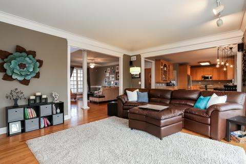 253 Hawk Hollow Dr, Bartlett, IL 60103 photo 9