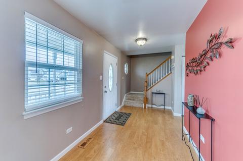 1704 Parkside Dr, Plainfield, IL 60586 photo 8