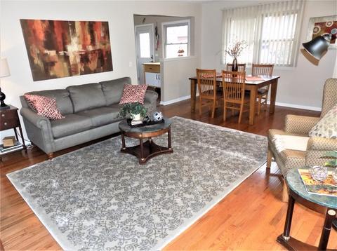 1311 Anthony Rd, Wheeling, IL 60090 photo 4