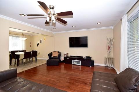 741 N Lenore St, Addison, IL 60101 photo 7