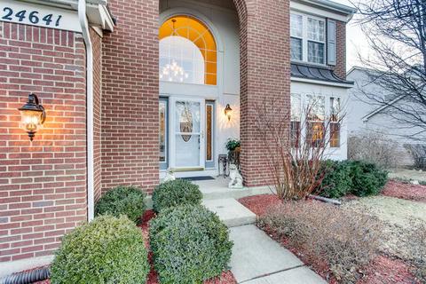 24641 Apollo Dr, Plainfield, IL 60585 photo 2